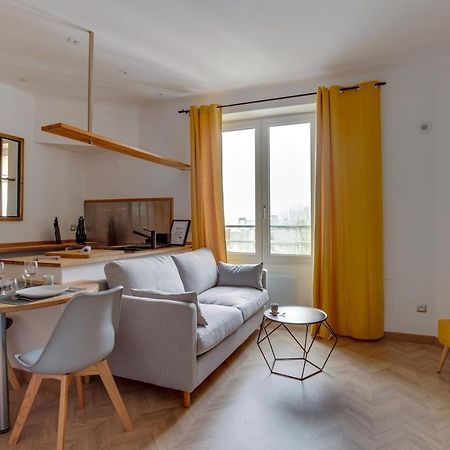 Au Coeur De Nantes Design Et Cosy Apartment Exterior photo